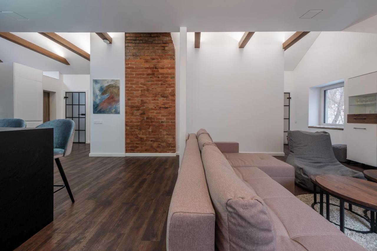 Bravo Apartments カウナス エクステリア 写真