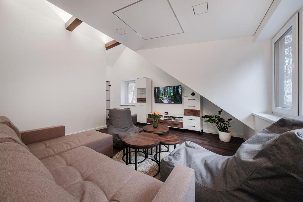 Bravo Apartments カウナス エクステリア 写真