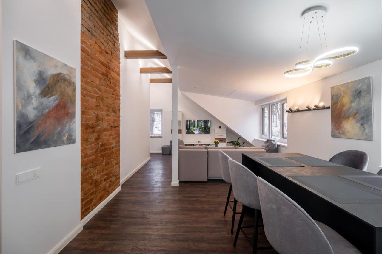 Bravo Apartments カウナス エクステリア 写真