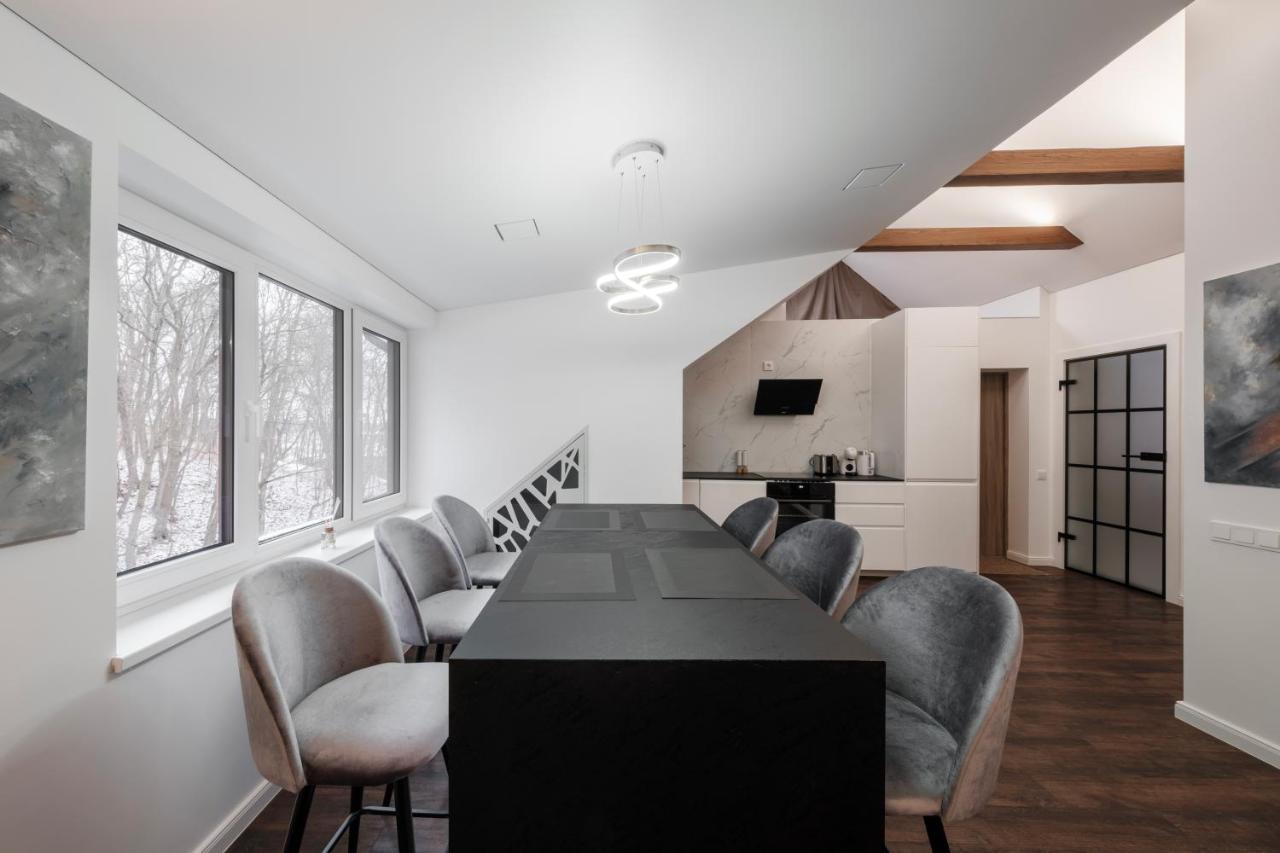 Bravo Apartments カウナス エクステリア 写真